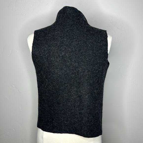 Peace by VSP Vest Unique style Size Medium - Picture 7 of 10